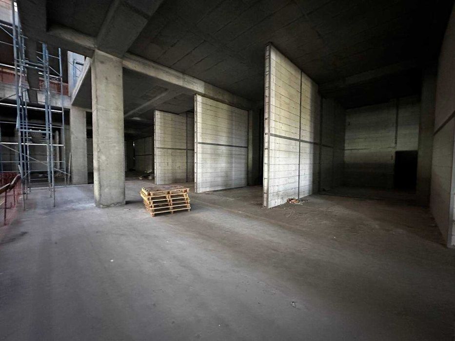 Помещения на Фудкорте (41м2) под общепит в ТРЦ Pyramit по ул Нукус AZA