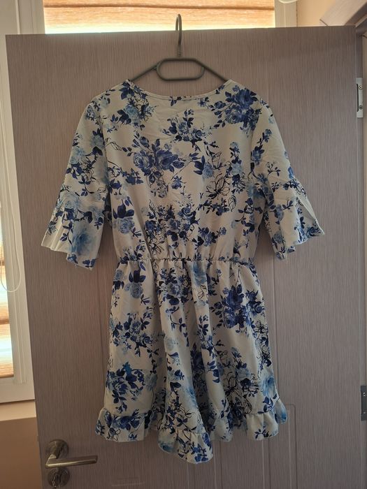 Стилен гащеризон на цветя