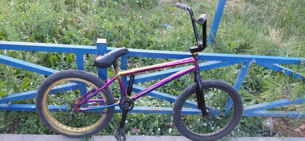 Продам трюковой Bmx