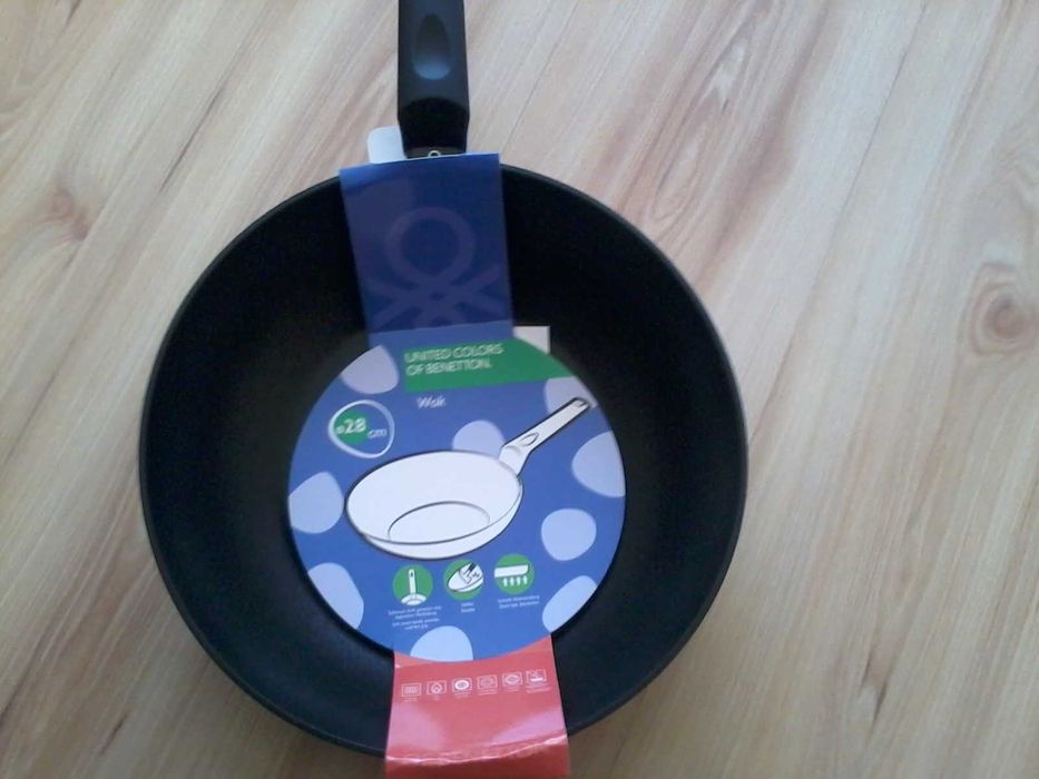 Нов Уок тиган 28 "