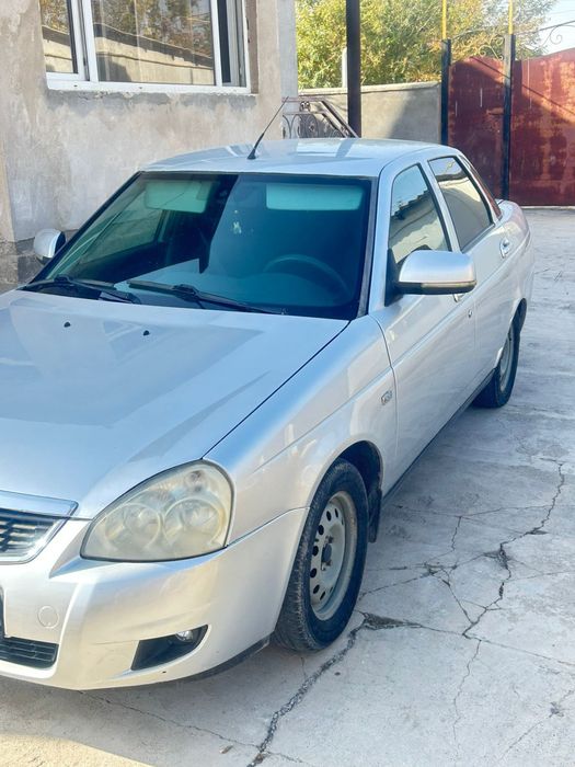 Срочно продам приора 2015