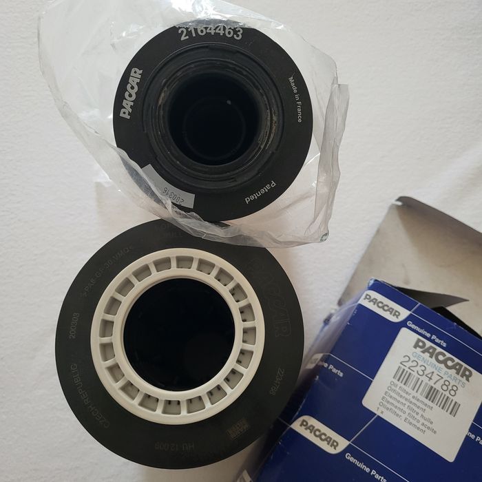 Filtre ulei noi Paccar Genuine