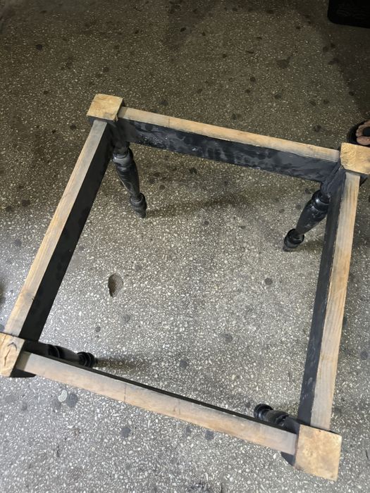 Продам стол из дерева