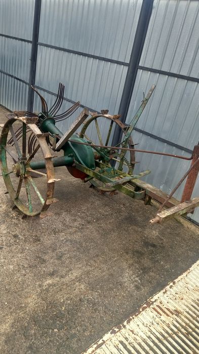 masina scos cartofi cu grup reductor Bucher