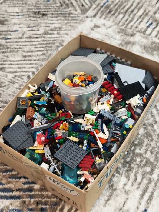Продам LEGO детали на вес — 6,8 кг
