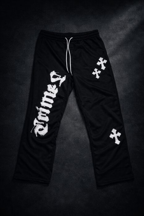 Черно долнище със щампа