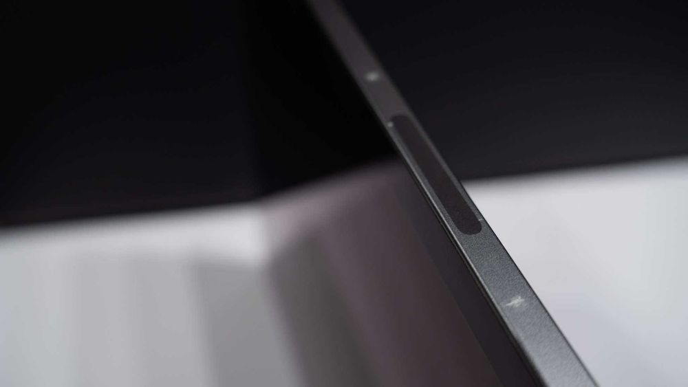 Apple iPad Pro 12.9 2018 - 256GB + Apple Pencil 2 + 2 кейса