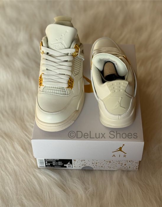 Air Jordan 4 Retro Metallic Gold White Oreo Cement Black Tech Nike