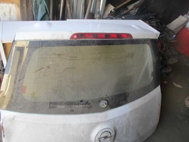 Luneta  OPEL AGILA an 2011 originala stare perfecta