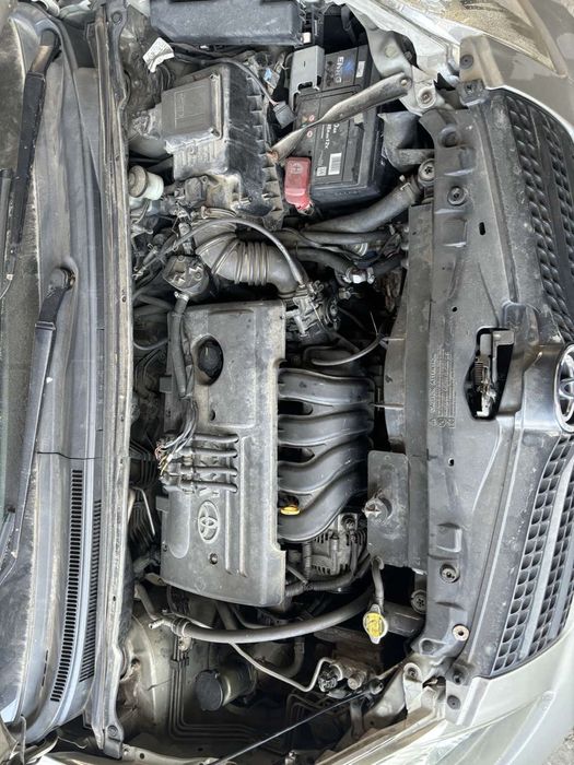Toyota Corolla verso 1.8 vvti Тойота Корола версо 1.8и на части!