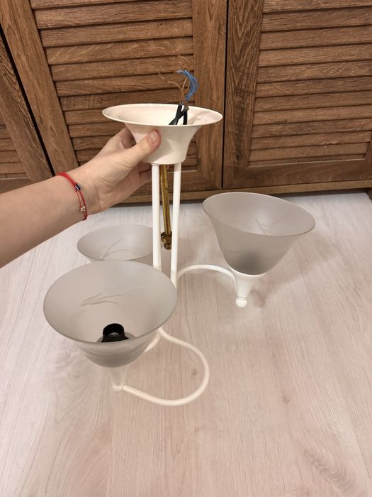 Интериорен полилей