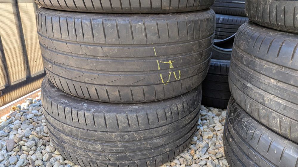 2 anvelope 245/40/18 Hankook cu DOT 3723