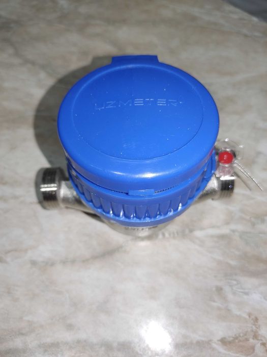 Продаётся счётчик воды uzmeter