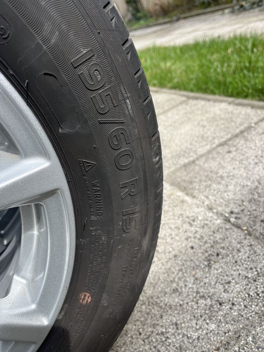 Anvelope vara Michelin Energy Saver 195/60/R15 impecabile. Pret fix
