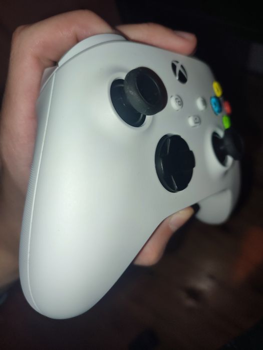 Xbox контролен за части/проблем в левият стик (stick drift)