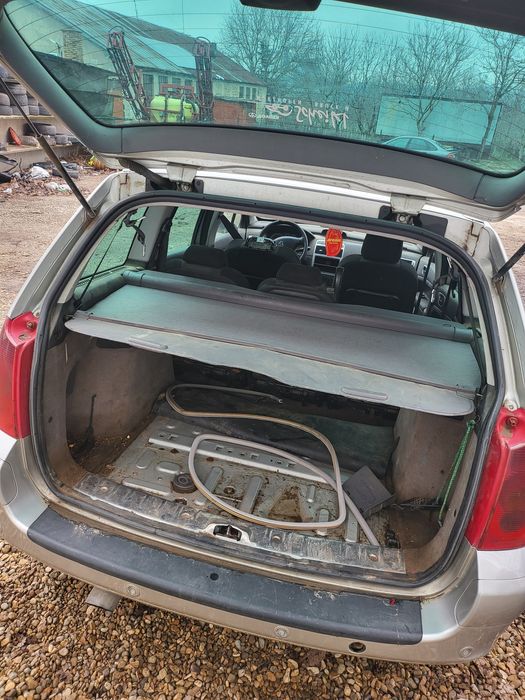 Пежо 307 2.0 Hdi.  НА ЧАСТИ