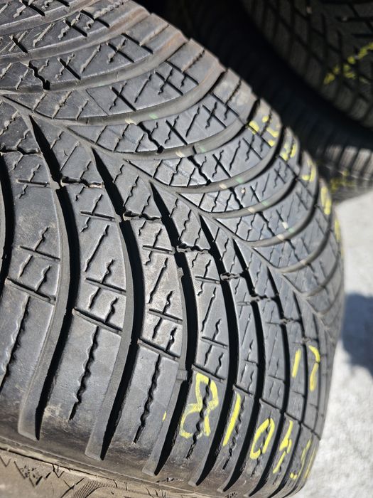 215 40 18 m+s goodyear allseason