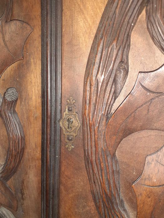 Стар рядък антикварен дървен шкаф за ключове Black Forest