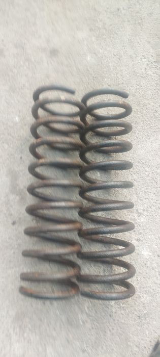 Задние пружины оригинал на BMW e34