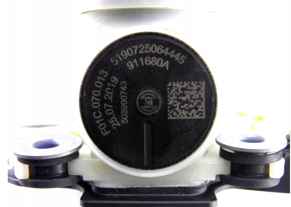 ADBLUE помпа за Mercedes F01C250151