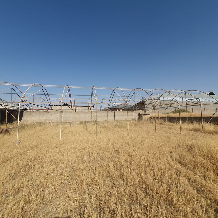 Parnik 2.8 sotix mustahkam