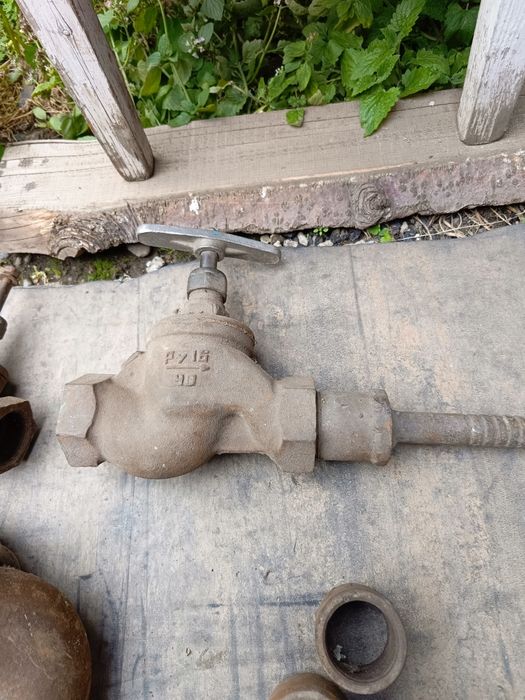 Отводы краны резьбы