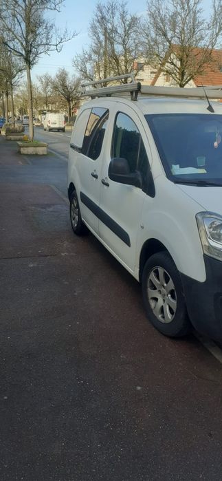 Vând Peugeot partner 2017