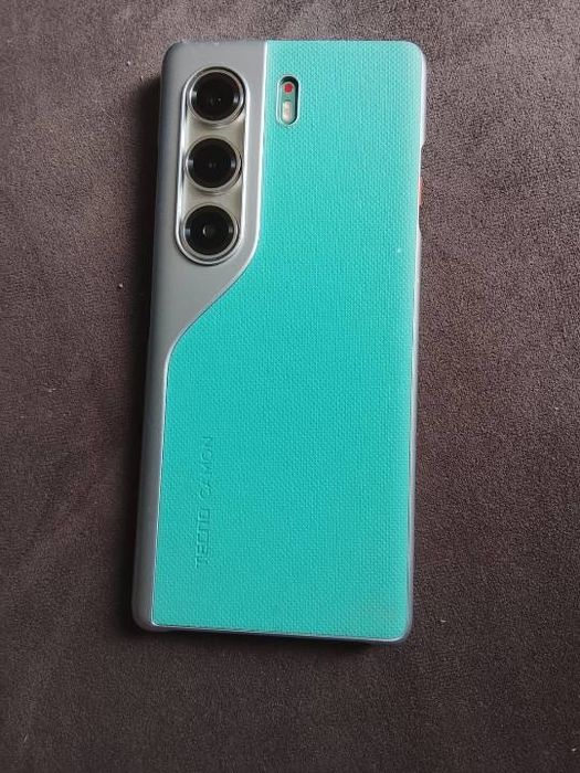 TECNO CAMON 40 Pro 8+8 ГБ/256 ГБ зеленый