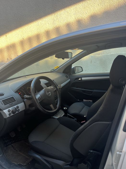Opel astra H 2005