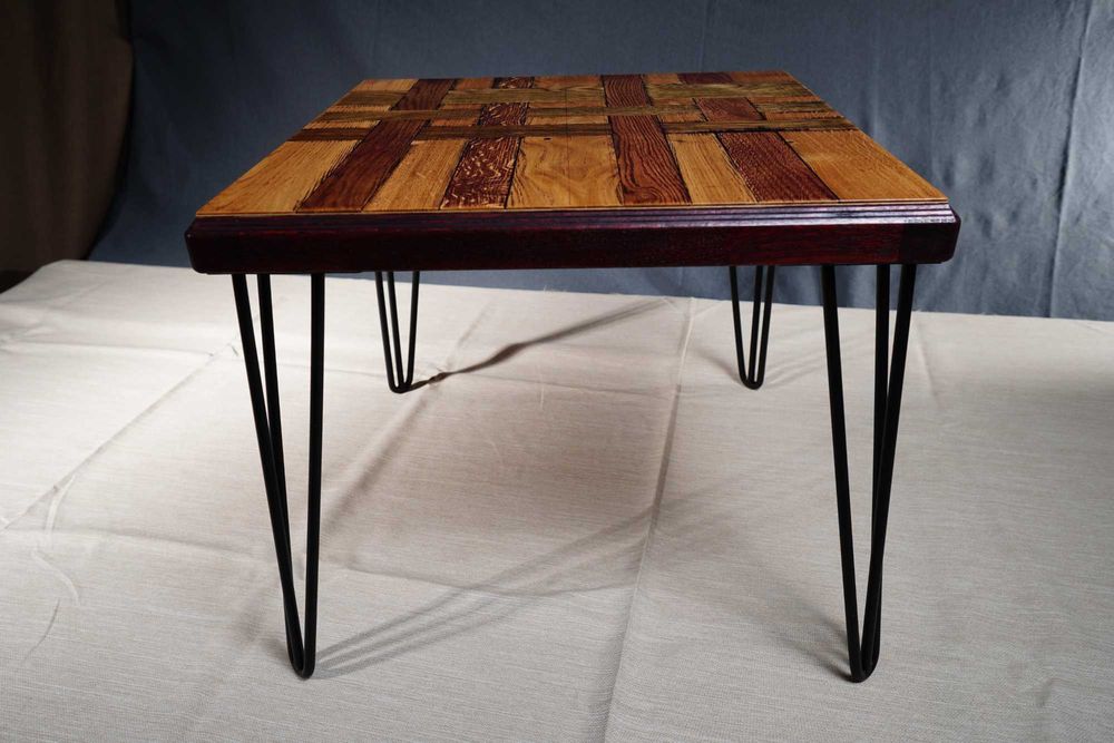 Холна маса с масивен плот дъб