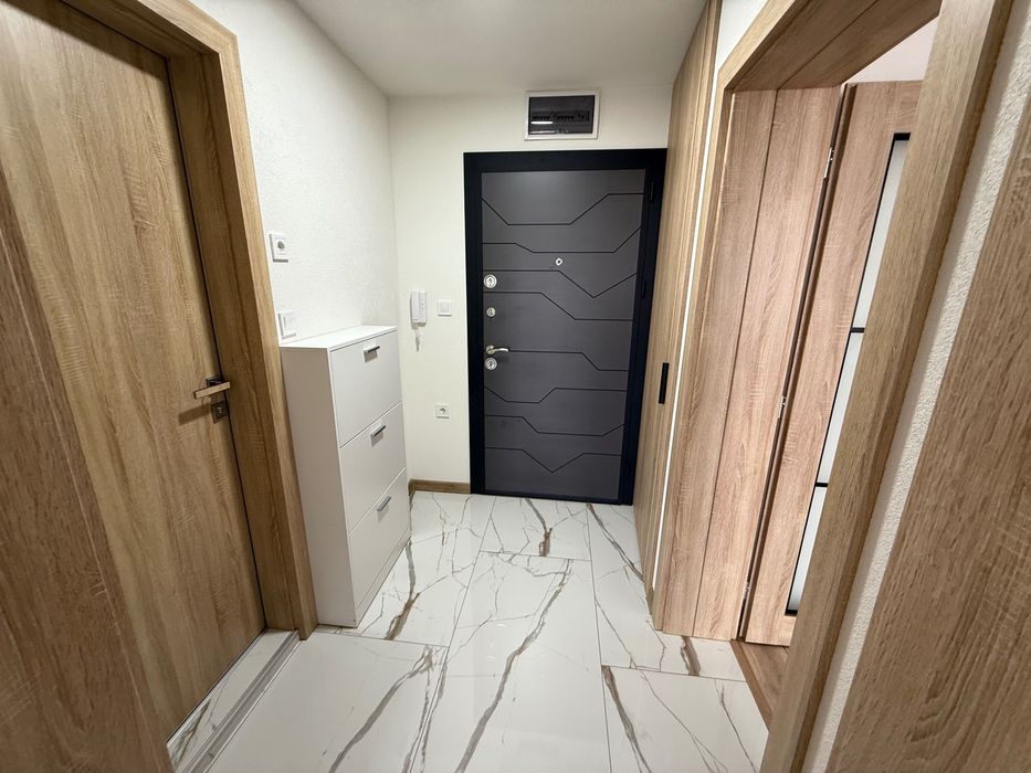 Дава се под наем Двустаен апартамент в Гоце Делчев - 60 кв.м за 255 € - Снимка #2