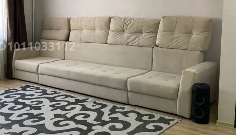 Продаю диван раскладной с подушками