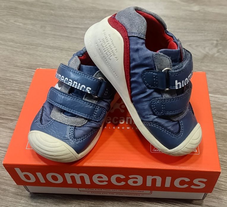 Детски маратонки Nike и Biomecanics