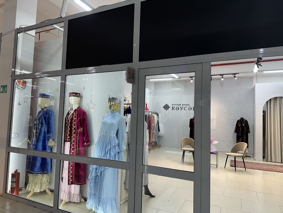 Бутик орнын сатамын  200 000тг