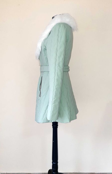 Geaca Atmosphere cu guler din blana artificiala alba