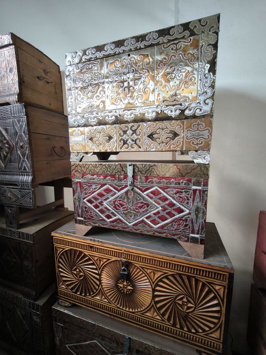 Продажа ретро сундуков сундук сандық