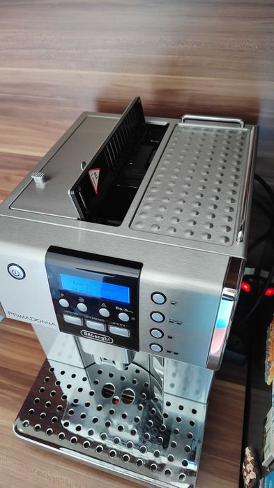 Delonghi PrimaDonna ESAM6600
