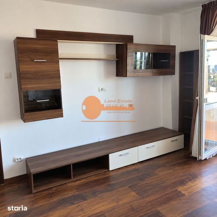 Garsonieră Bloc Mixt 40mp-Podul Grand Crangasi