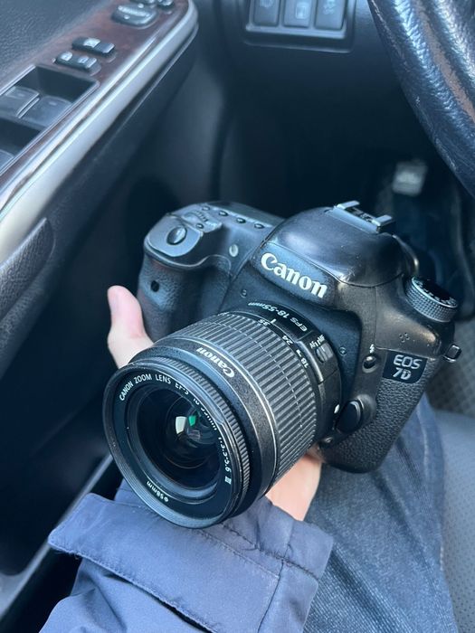 Фотоаппарат canon eos 7D