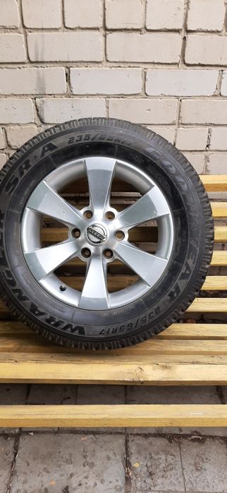 Продам колесо от джипа