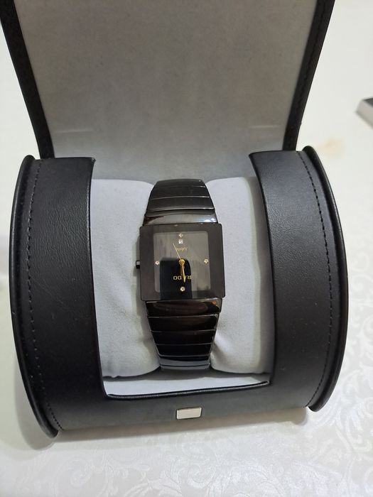 Часы швейцарские "RADO"