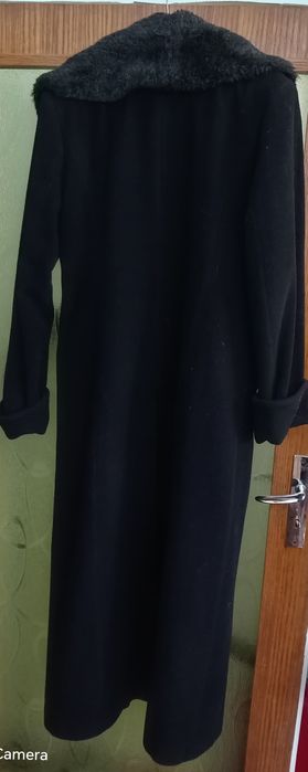 Дамско Палто с пухена яка