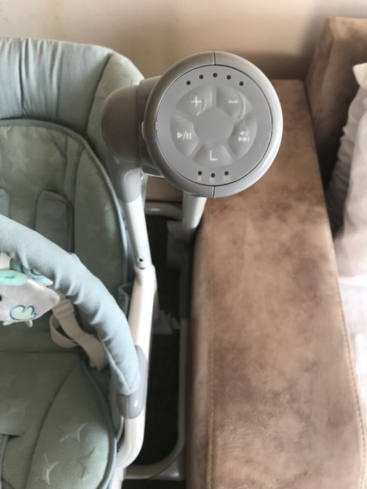 Люлка- релакс с масичка за хранене