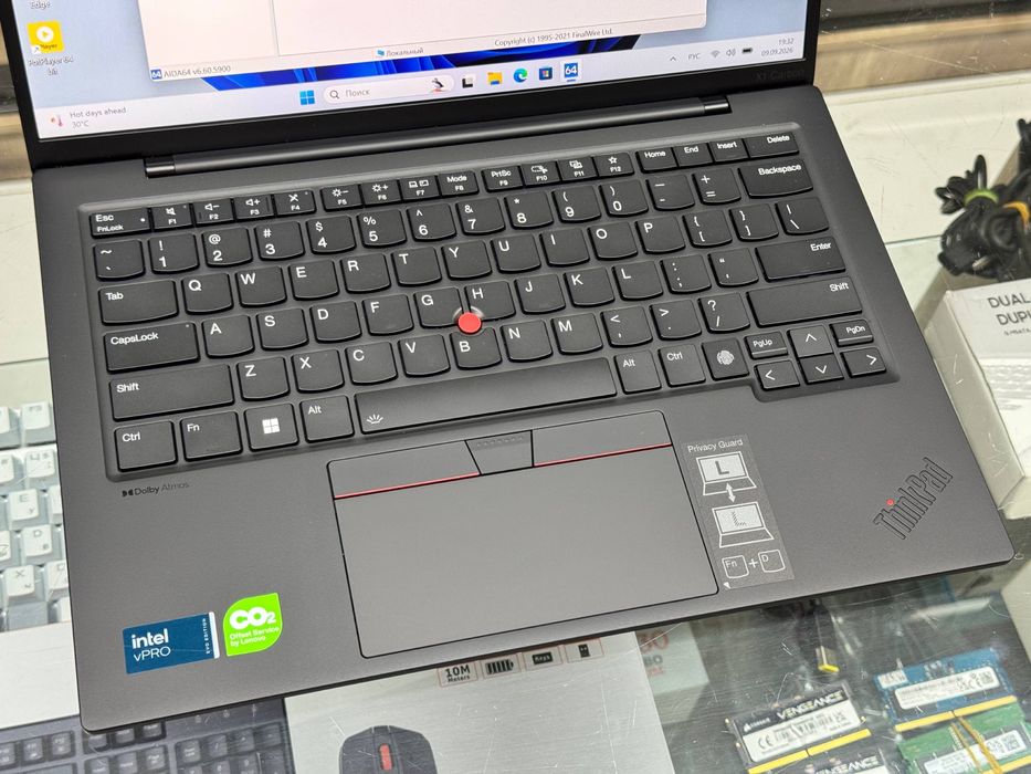 Lenovo ThinkPad X1 Carbon Carbon 12th Generation