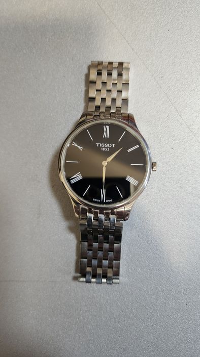 Продам швейцарские часы TISSOT