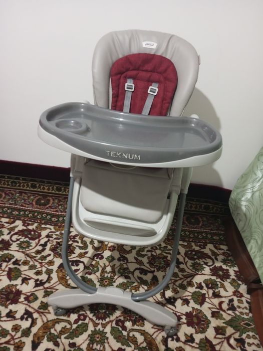 Bolalar uchun ovqatladigan stol