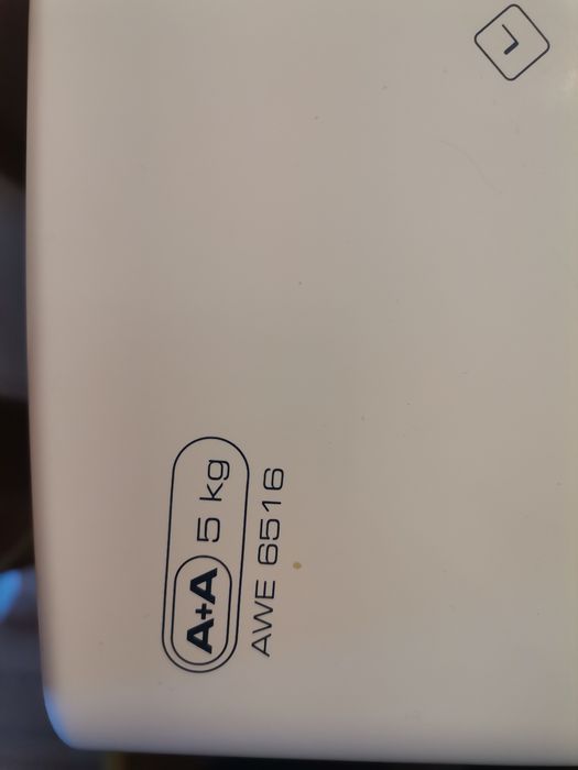 Mașină automată de spălat whirlpool ca nouă perfect funcțională 5k  ok