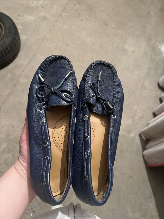 Продаю обуви