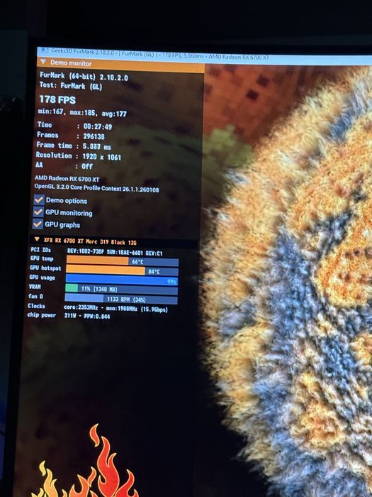 Pc Ryzen 5 5600x 16gb rx 6700xt 12gb