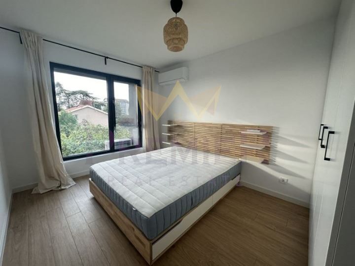 Дава се под наем Тристаен апартамент в Варна, Галата - 89 кв.м за 606.9 € - Снимка #5